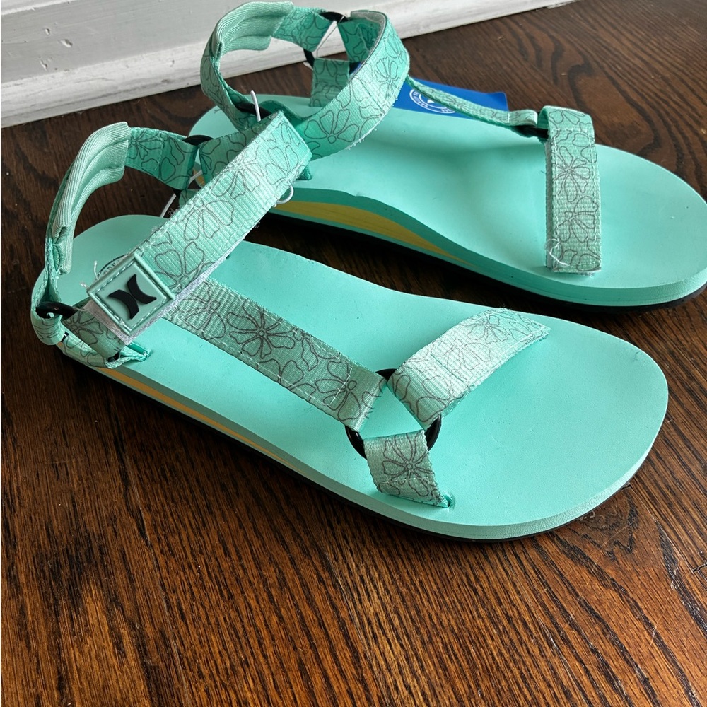 Hurley Aqua Floral Women's Ramble Sandals